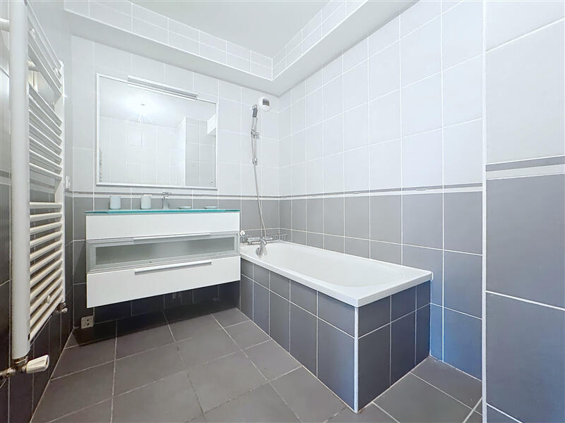 Appartement - 74 m² - 3 pièces