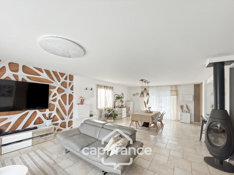 Maison - 152 m² - 7 pièces