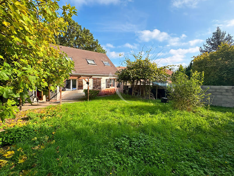 Maison - 130 m² - 7 pièces