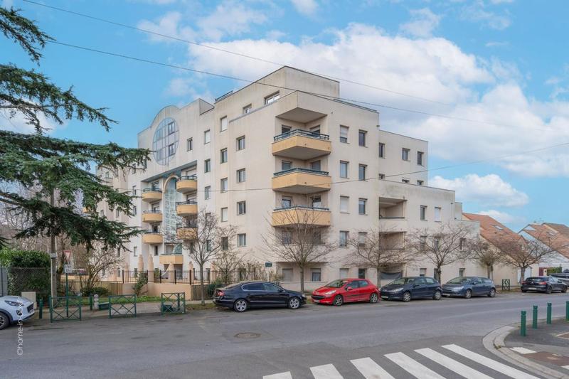 Appartement - 76 m² - 4 pièces