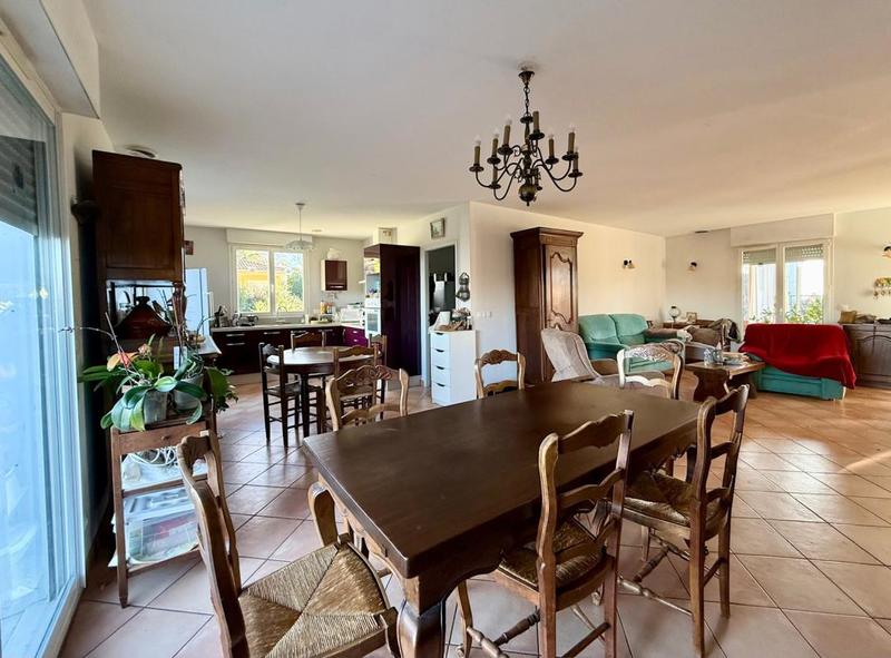 Maison - 108 m² - 4 pièces