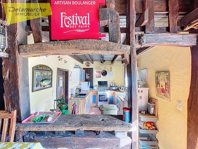 Maison - 222 m² - 8 pièces