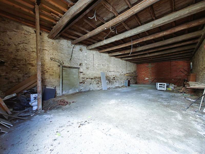 Parking / Garage - 132 m²