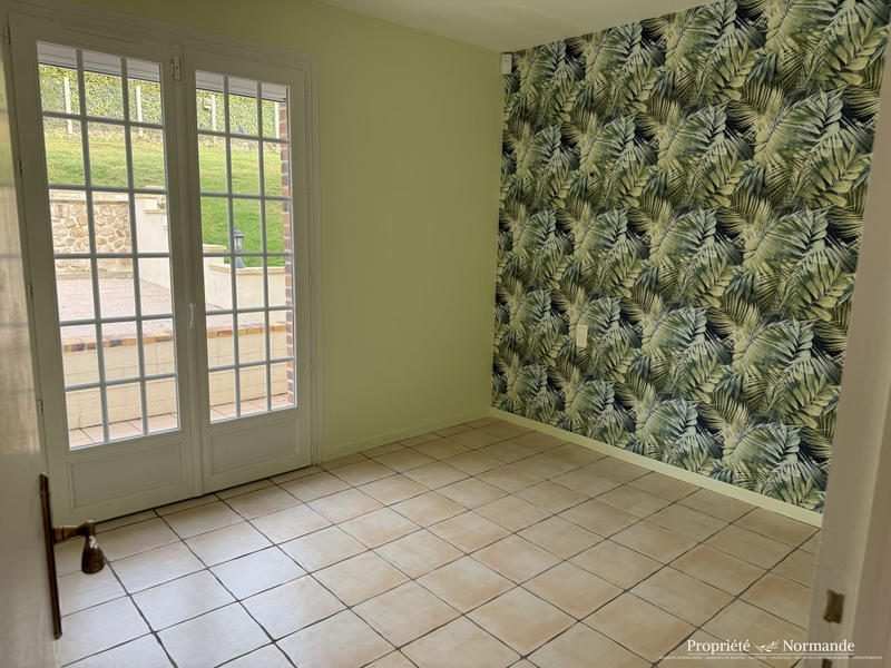 Maison traditionnelle - 200 m² - 7 pièces