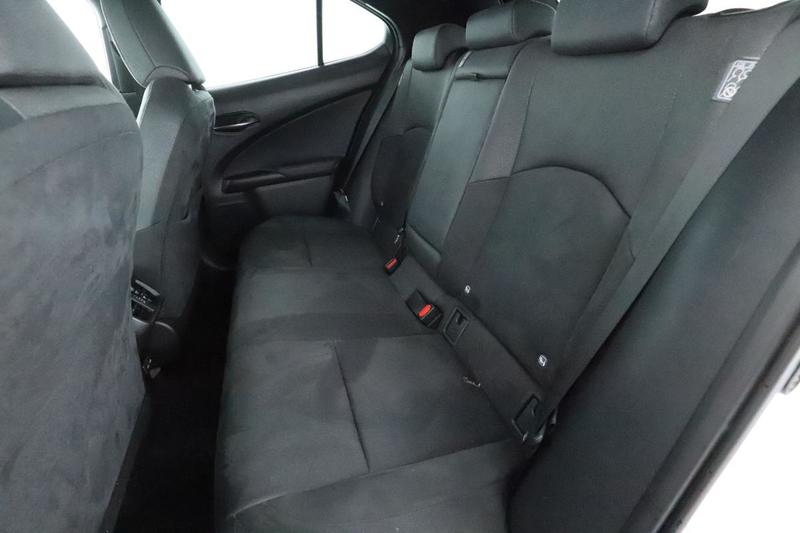 Lexus Ux 250h Pack Confort Business 2wd 184 ch