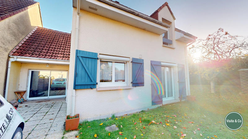 Maison traditionnelle - 91 m² - 4 pièces