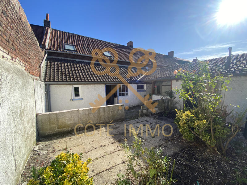 Maison - 95 m² - 5 pièces