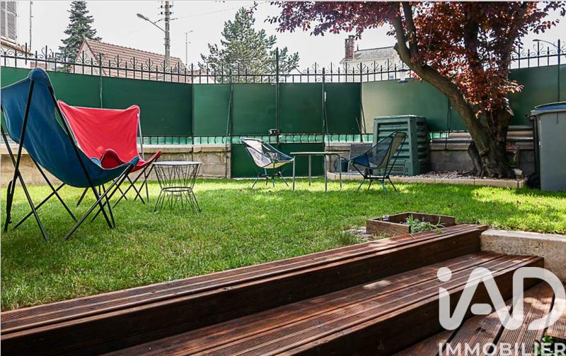 Maison - 80 m² - 5 pièces