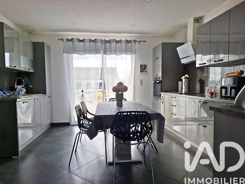 Maison - 148 m² - 5 pièces