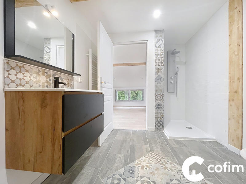 Maison - 191 m² - 7 pièces