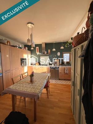 Maison - 100 m² - 6 pièces