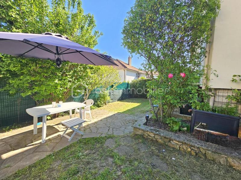 Maison - 95 m² - 6 pièces