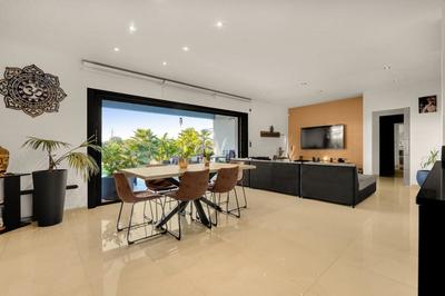 Villa - 140 m² - 5 pièces