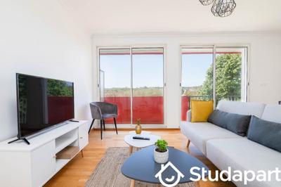 Chambre - 9 m² - 1 pièce