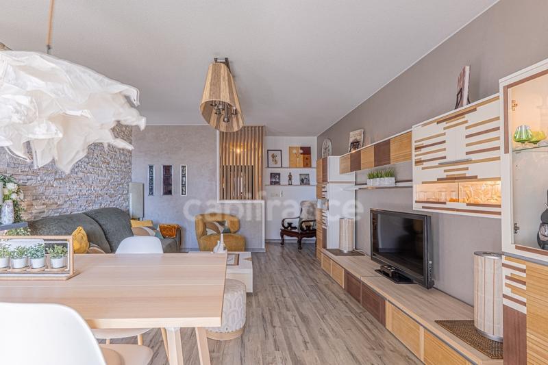 Appartement - 87 m² - 4 pièces