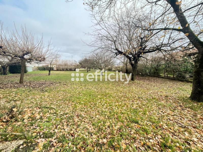 Pavillon - 180 m² - 8 pièces