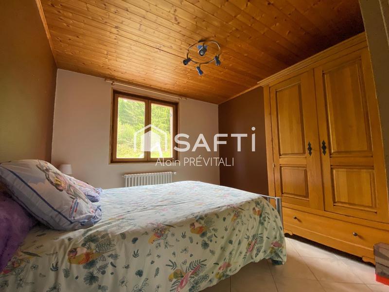 Maison - 153 m² - 8 pièces