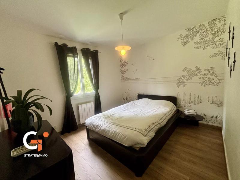 Maison - 90 m² - 5 pièces