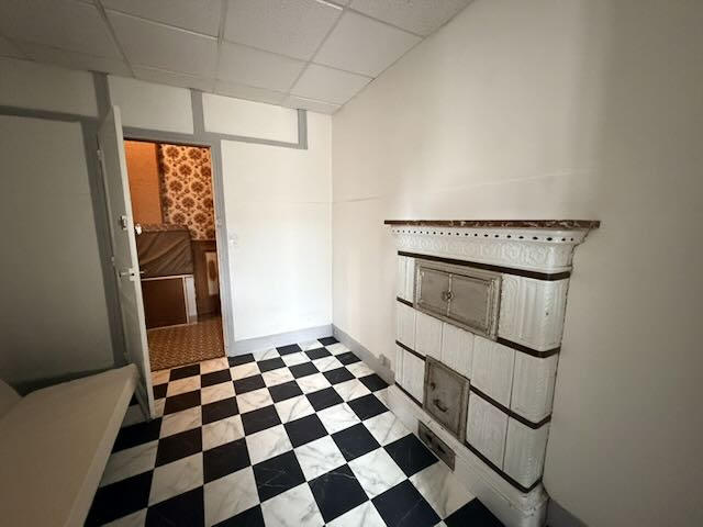 Appartement - 85 m² - 5 pièces