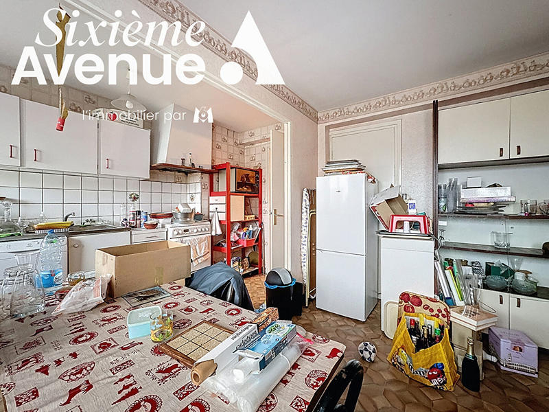 Maison - 95 m² - 4 pièces