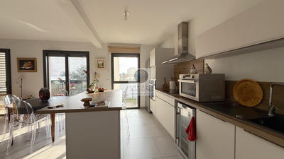 Appartement - 81 m² - 4 pièces