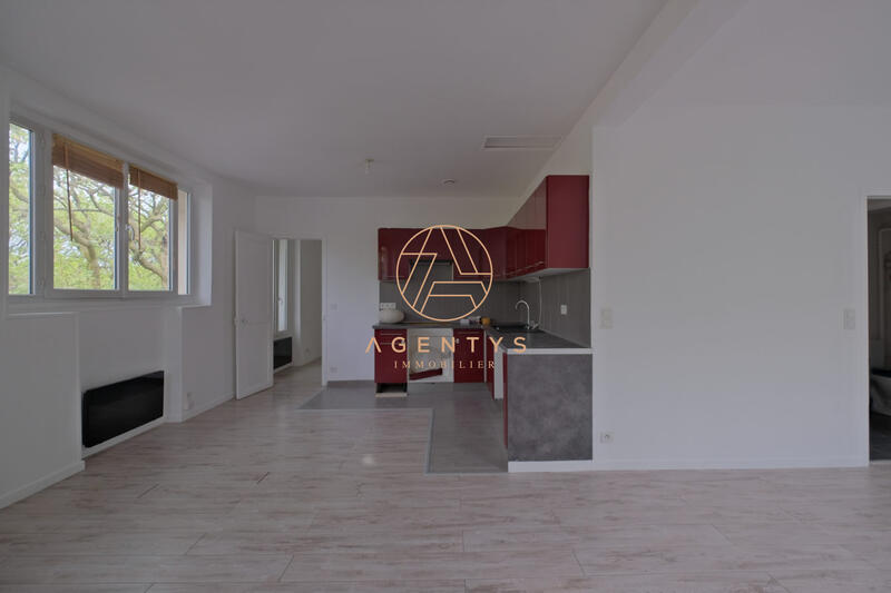 Duplex - 70 m² - 4 pièces