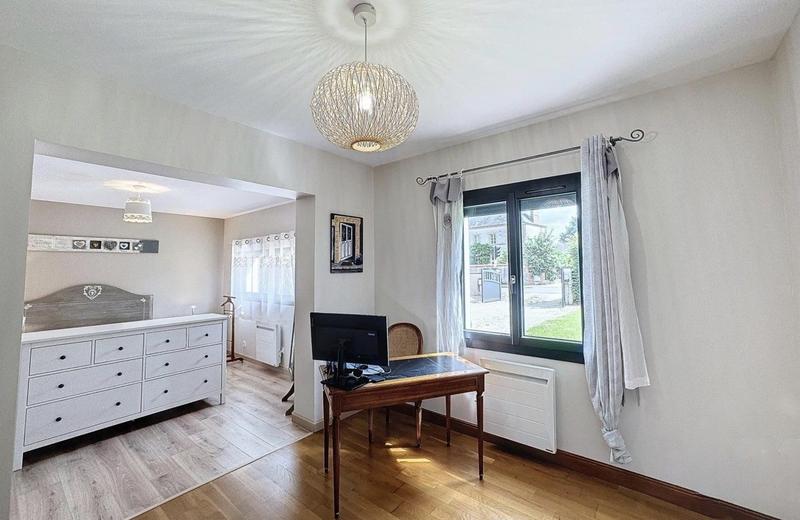 Maison traditionnelle - 156 m² - 7 pièces