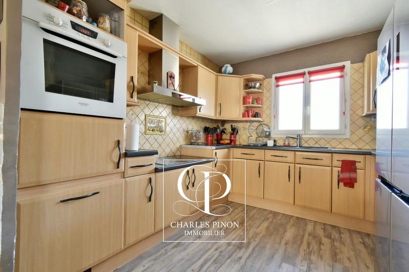 Maison - 77 m² - 4 pièces