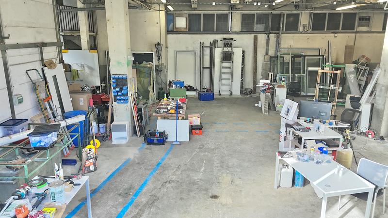 Local commercial - 300 m² - 1 pièce