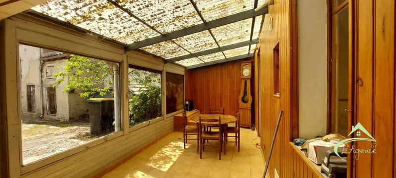 Maison - 104 m² - 6 pièces