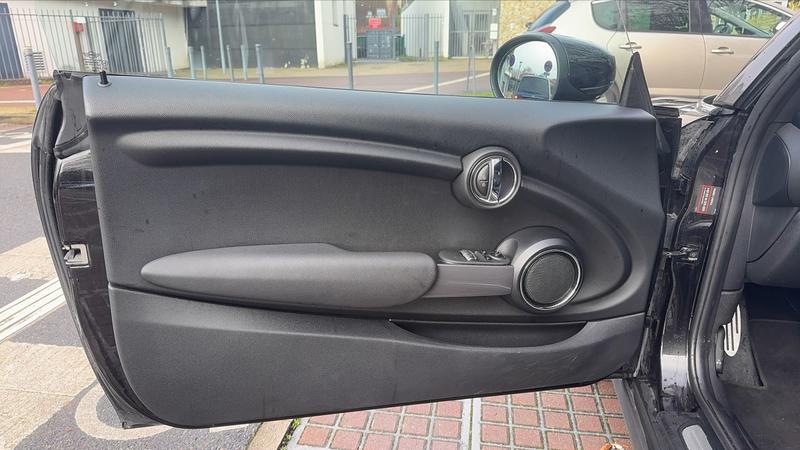 Mini Mini F56 1.5 One 102 Bva7 Edition Greenwich