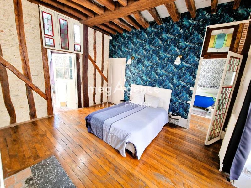 Maison - 252 m² - 10 pièces