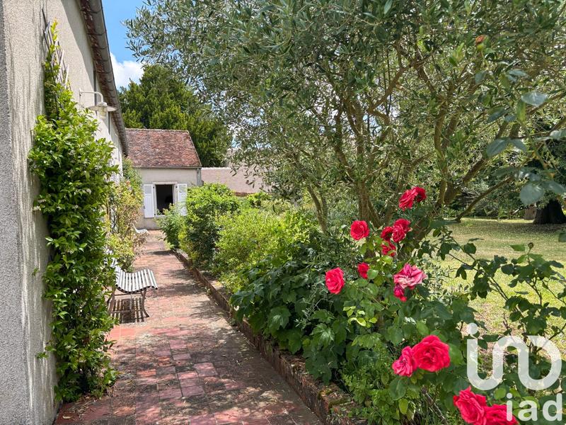 Maison - 215 m² - 8 pièces