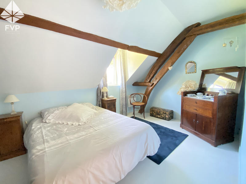 Maison - 272 m² - 10 pièces