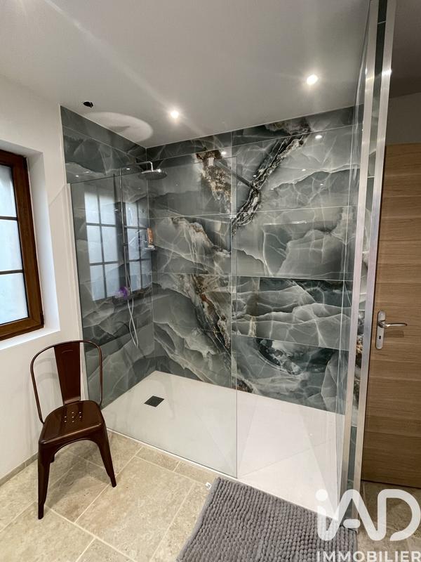 Maison - 139 m² - 6 pièces