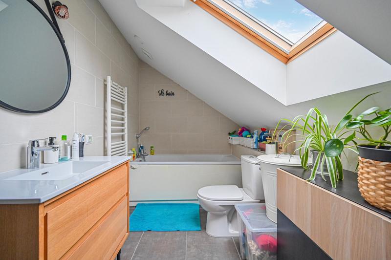 Appartement - 85 m² - 4 pièces