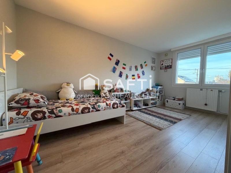 Maison - 203 m² - 10 pièces