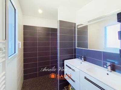 Maison - 137 m² - 5 pièces