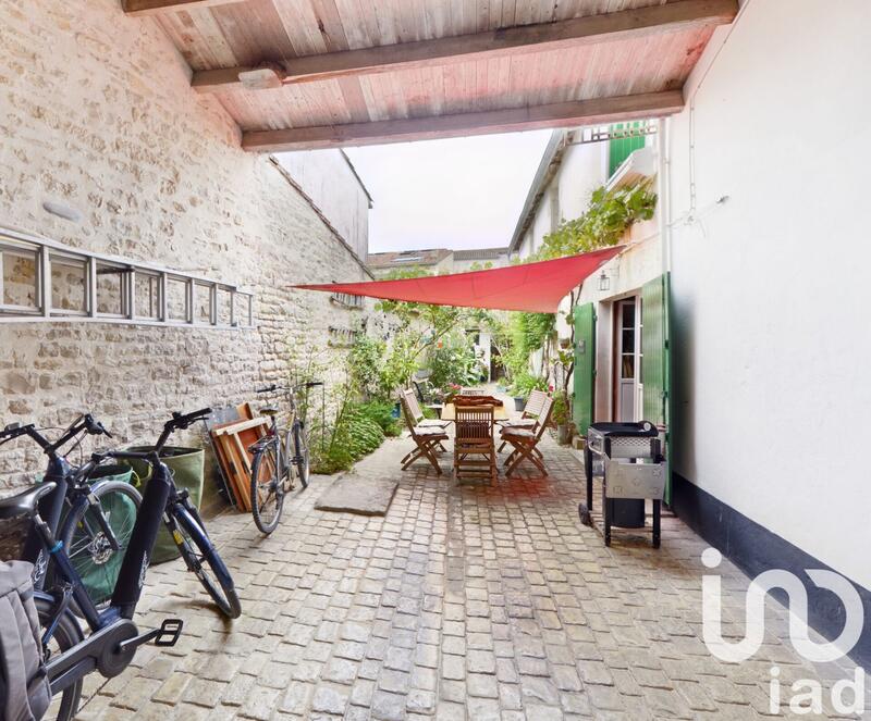 Maison de village - 212 m² - 7 pièces