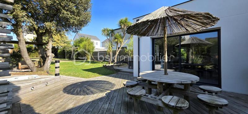 Maison - 107 m² - 5 pièces