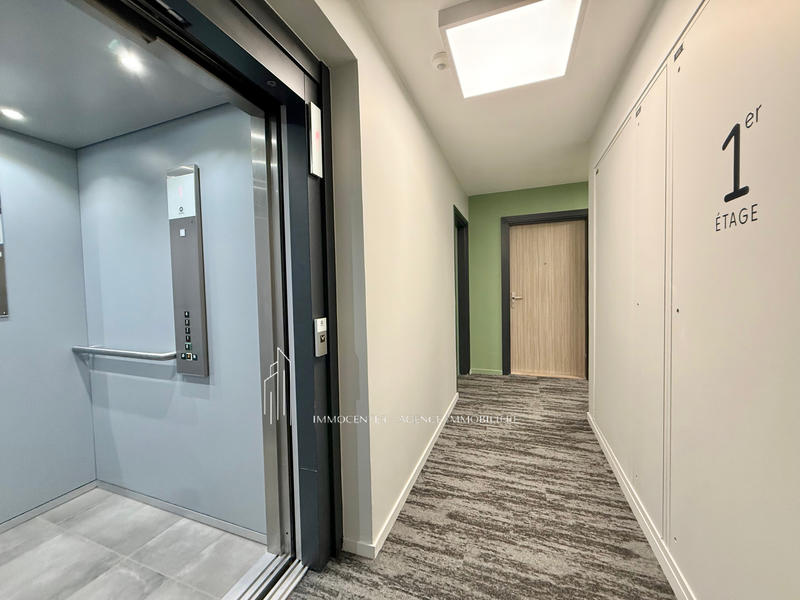 Appartement - 90 m² - 4 pièces