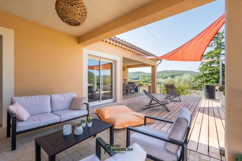 Villa - 198 m² - 7 pièces