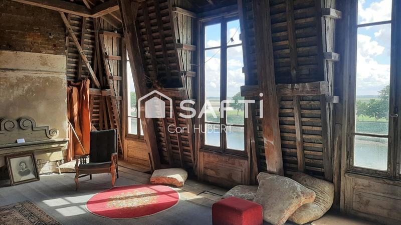 Maison - 284 m² - 12 pièces