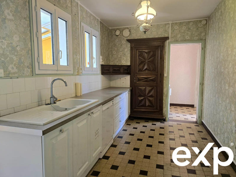 Maison - 93 m² - 5 pièces