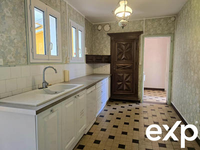 Maison - 93 m² - 5 pièces