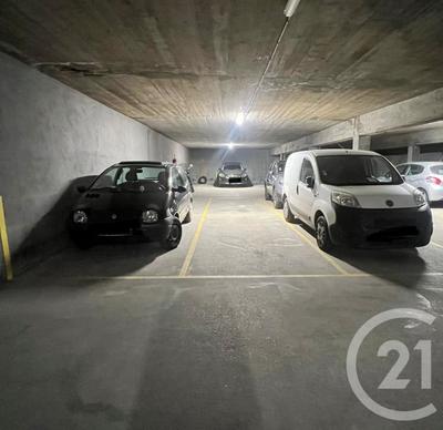 Parking / Garage - 10 m²