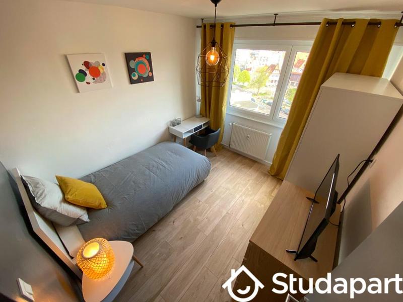 Chambre - 9 m² - 1 pièce