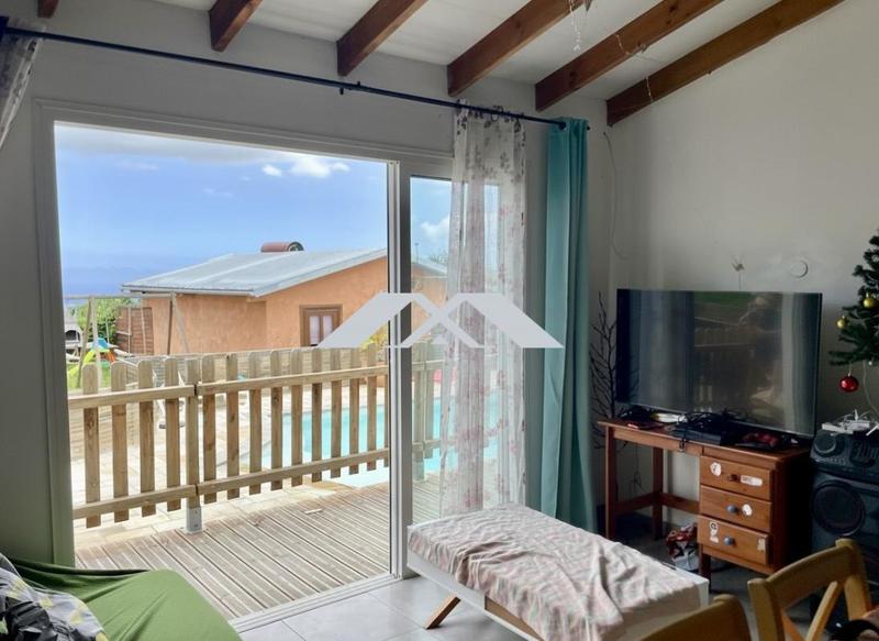 Maison - 185 m² - 11 pièces