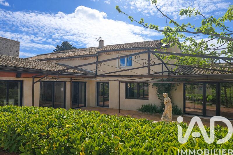 Maison de village - 220 m² - 5 pièces