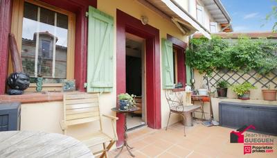 Maison - 140 m² - 5 pièces